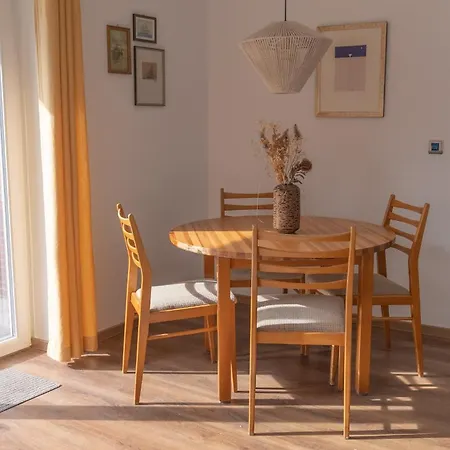Binnendiek - Helle & Erfrischende Wohnung Am Alten Deich Carolinensiel Exterior photo
